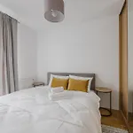 Apartment Katowicka Comfort By Bookinghost
