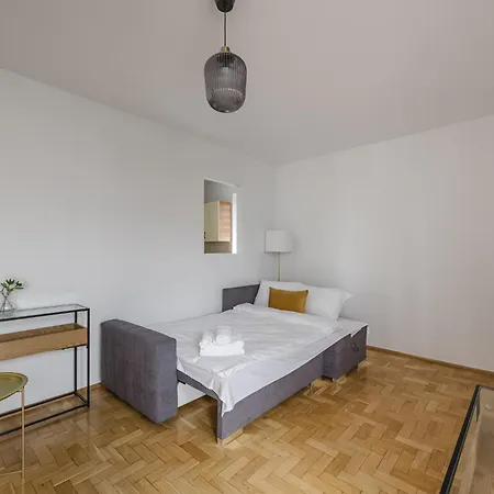 Katowicka Comfort By Bookinghost Appartement