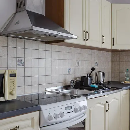 Apartman Katowicka Comfort By Bookinghost *